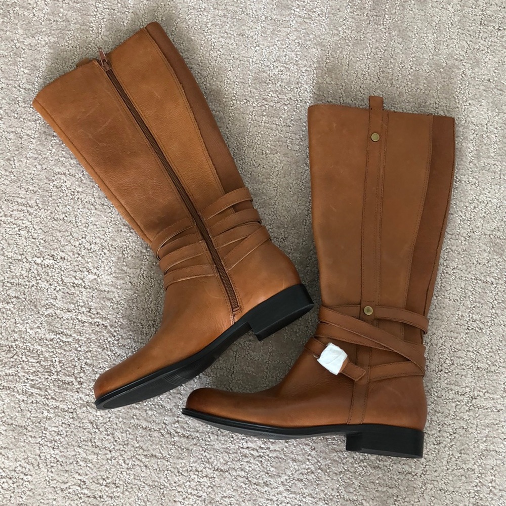 Naturalizer Boots Brown 7.5
